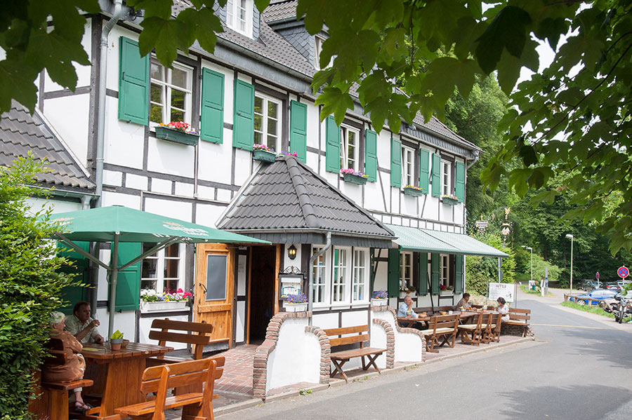 13-Lawrenz-Qualitaeter_Wißkirchen_Hotel-Restaurant_Cafe_Altenberg_Odenthal
